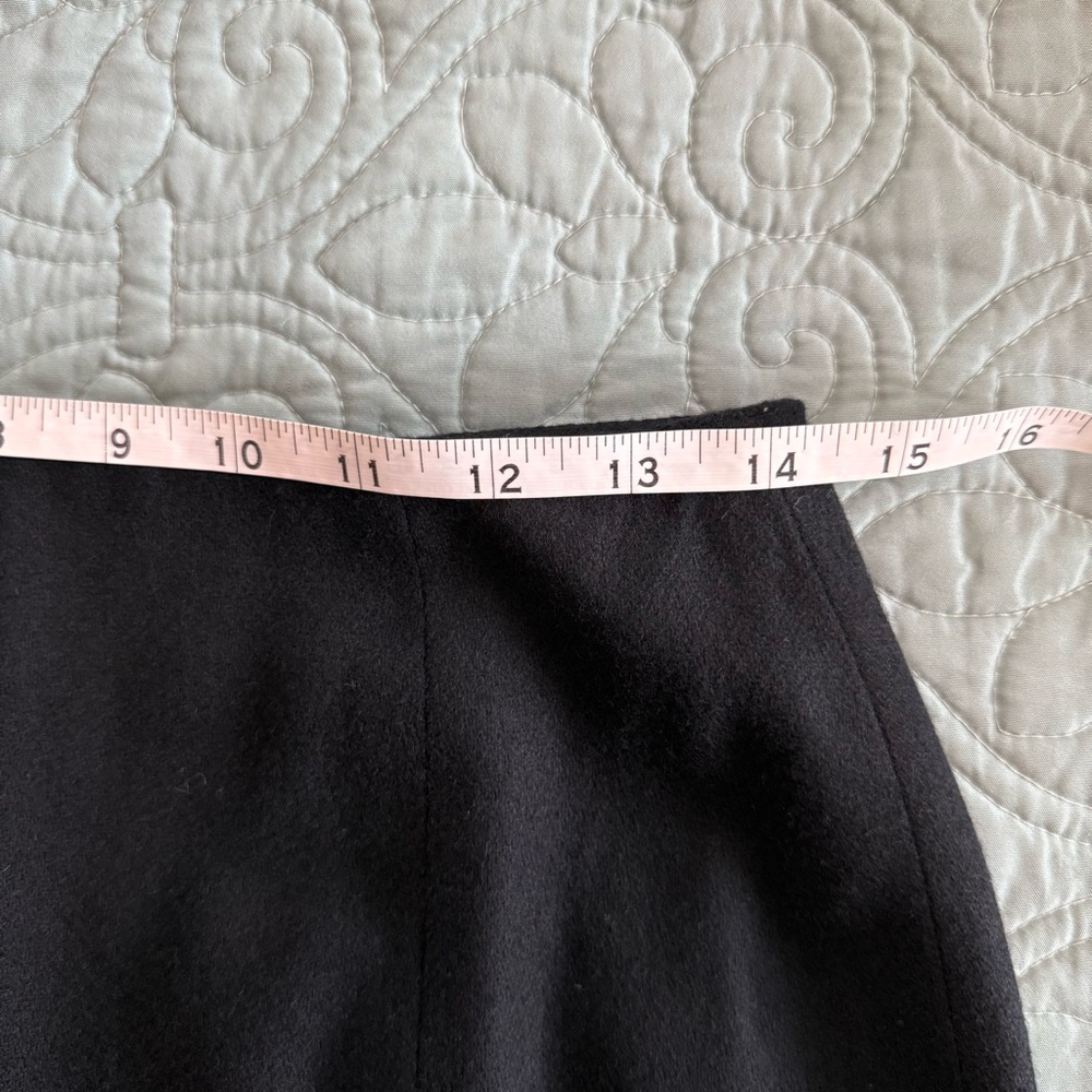 Vintage KGR Black Women's Mini Skirt 100% Pure Wool Size 10 - Picture 3 of 6